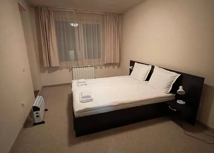 Royal Towers Apartment *